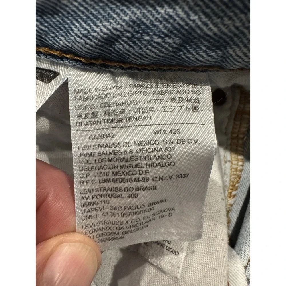 Levis classic pair