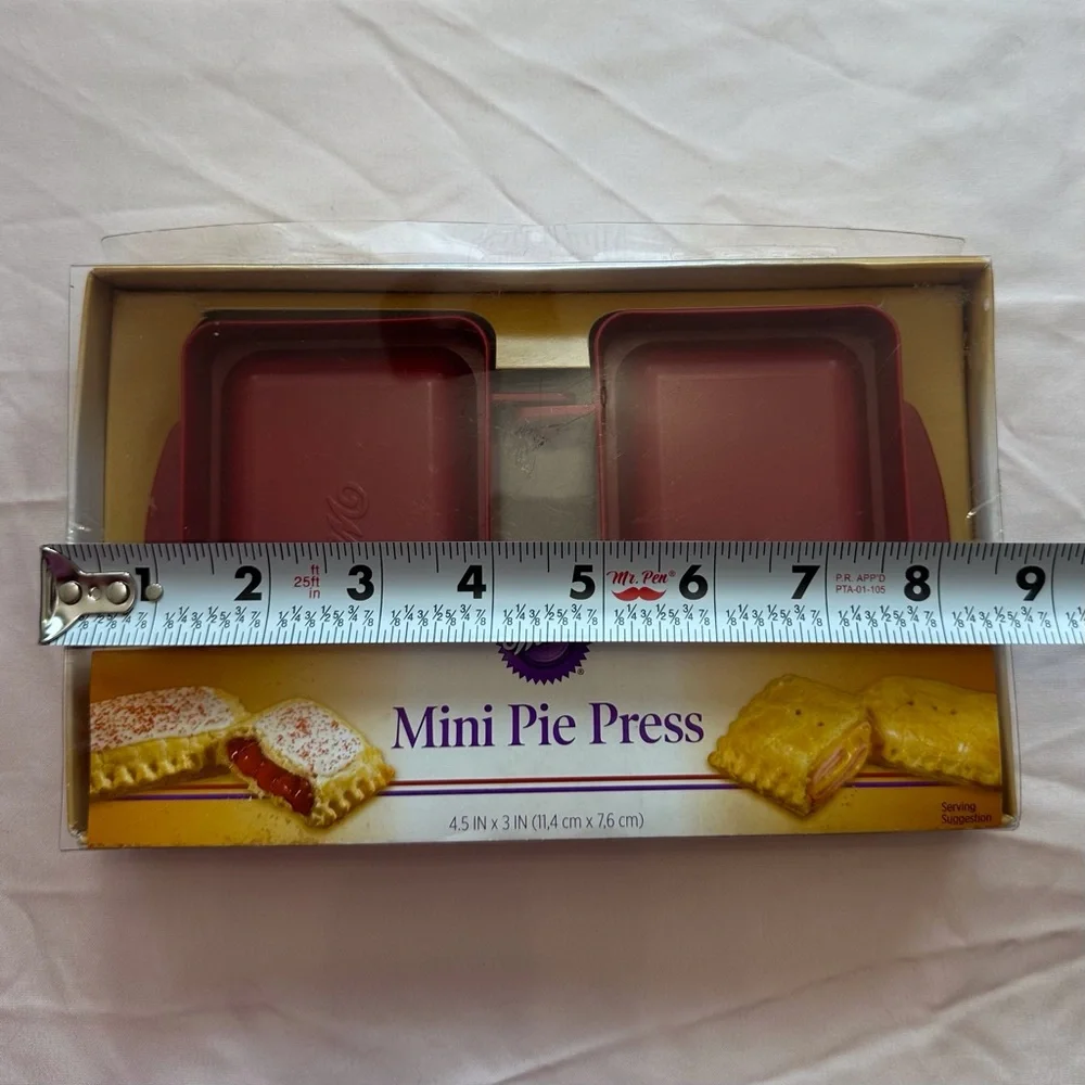 Wilton unopened red