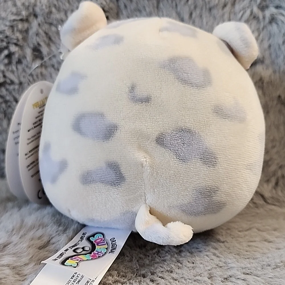Squishmallows rosie cow