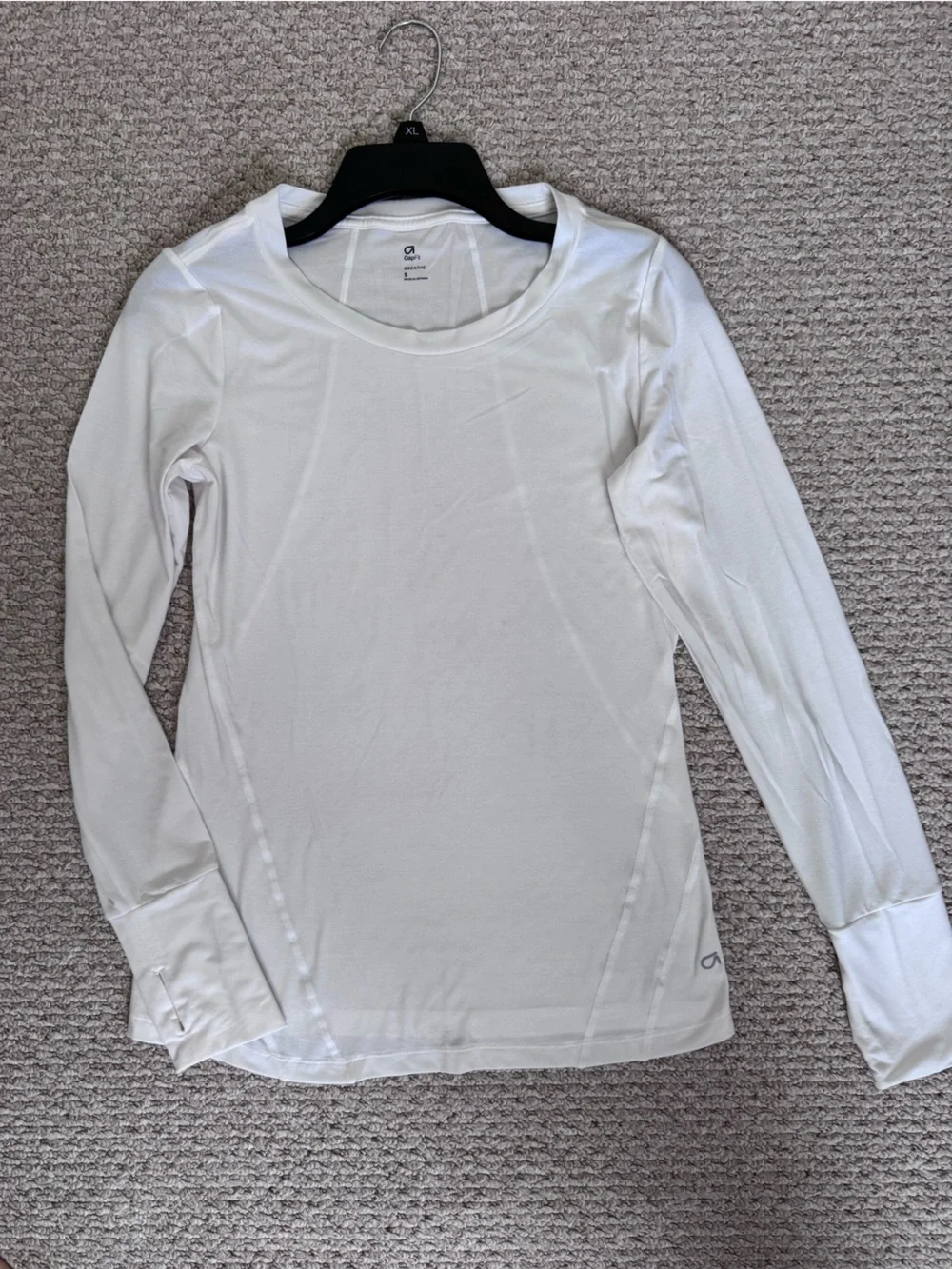 GapFit shirt lightweight