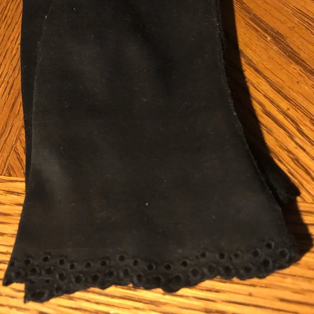 Vintage 11 scalloped out