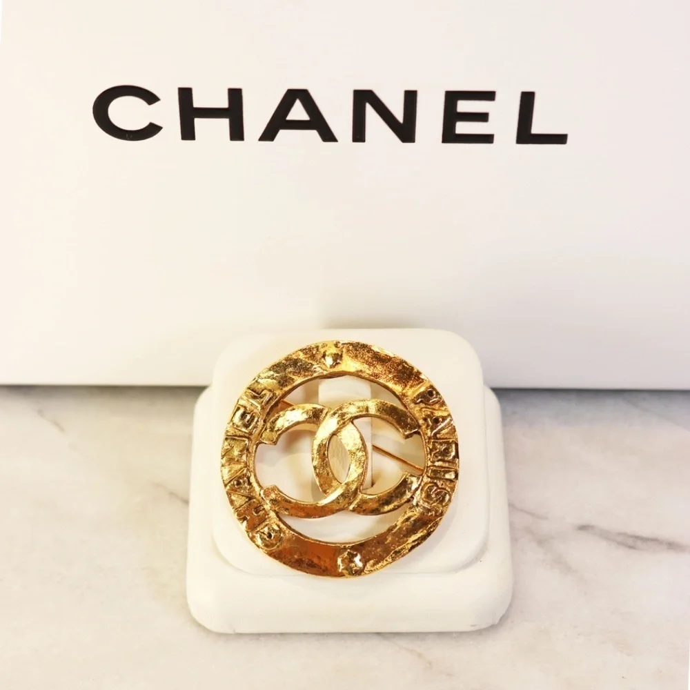 Chanel CC Logo Paris Gold Plated Brooch