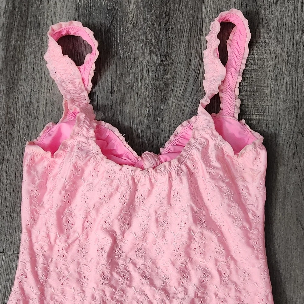 eyelet sticky without