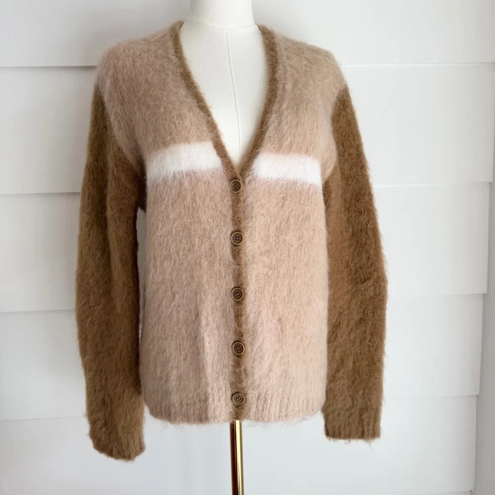 Maje soft feathery