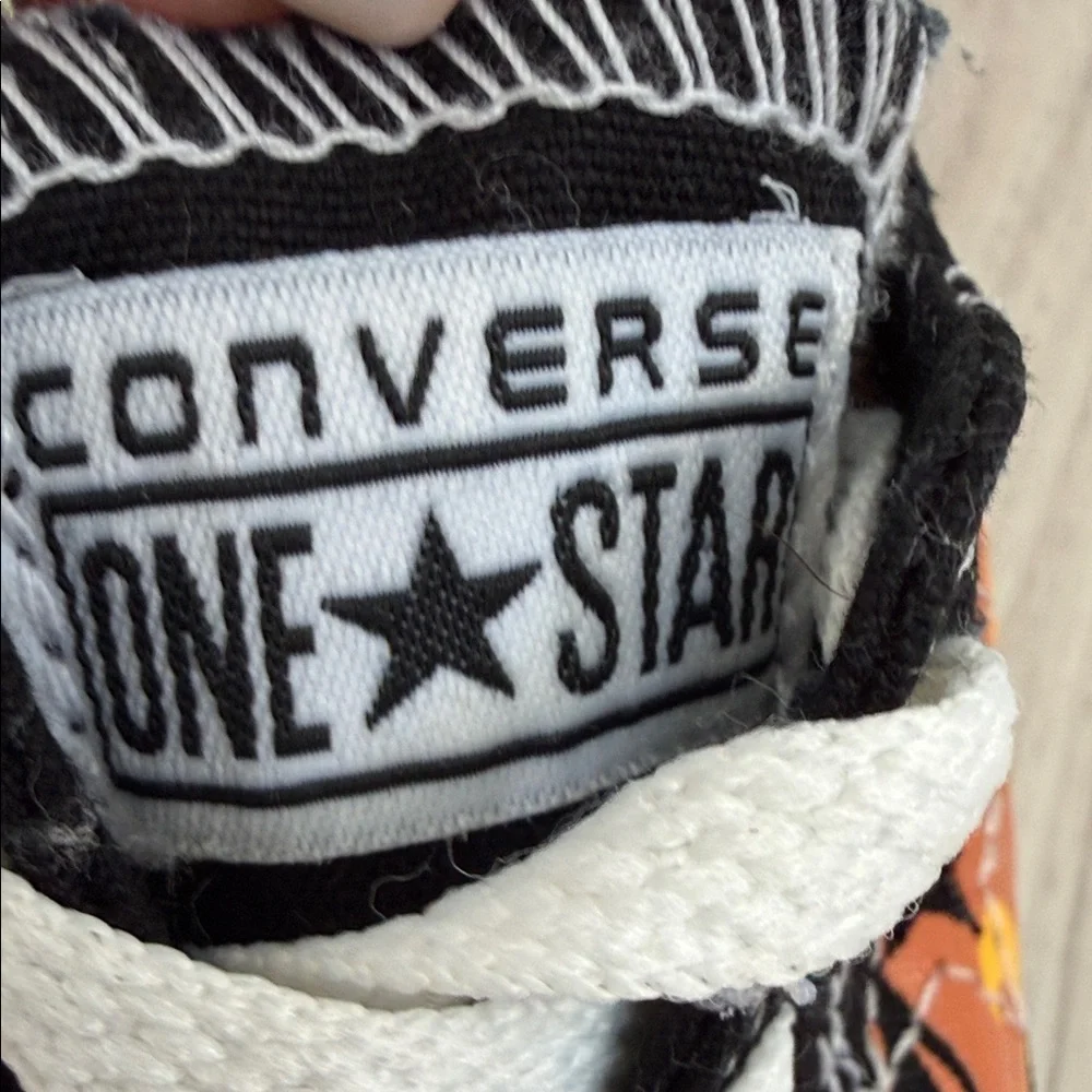 Converse stylish sneakers