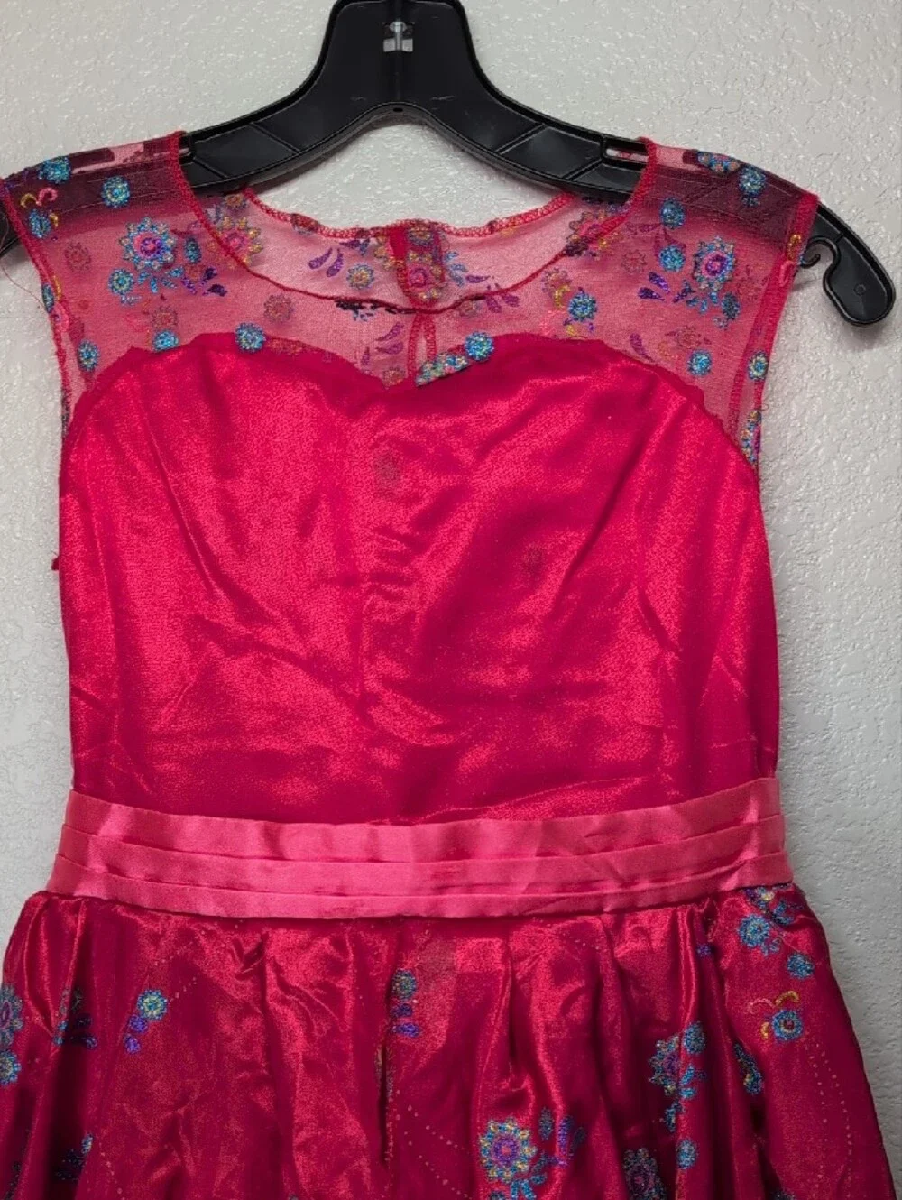 Disney delicate bow lining