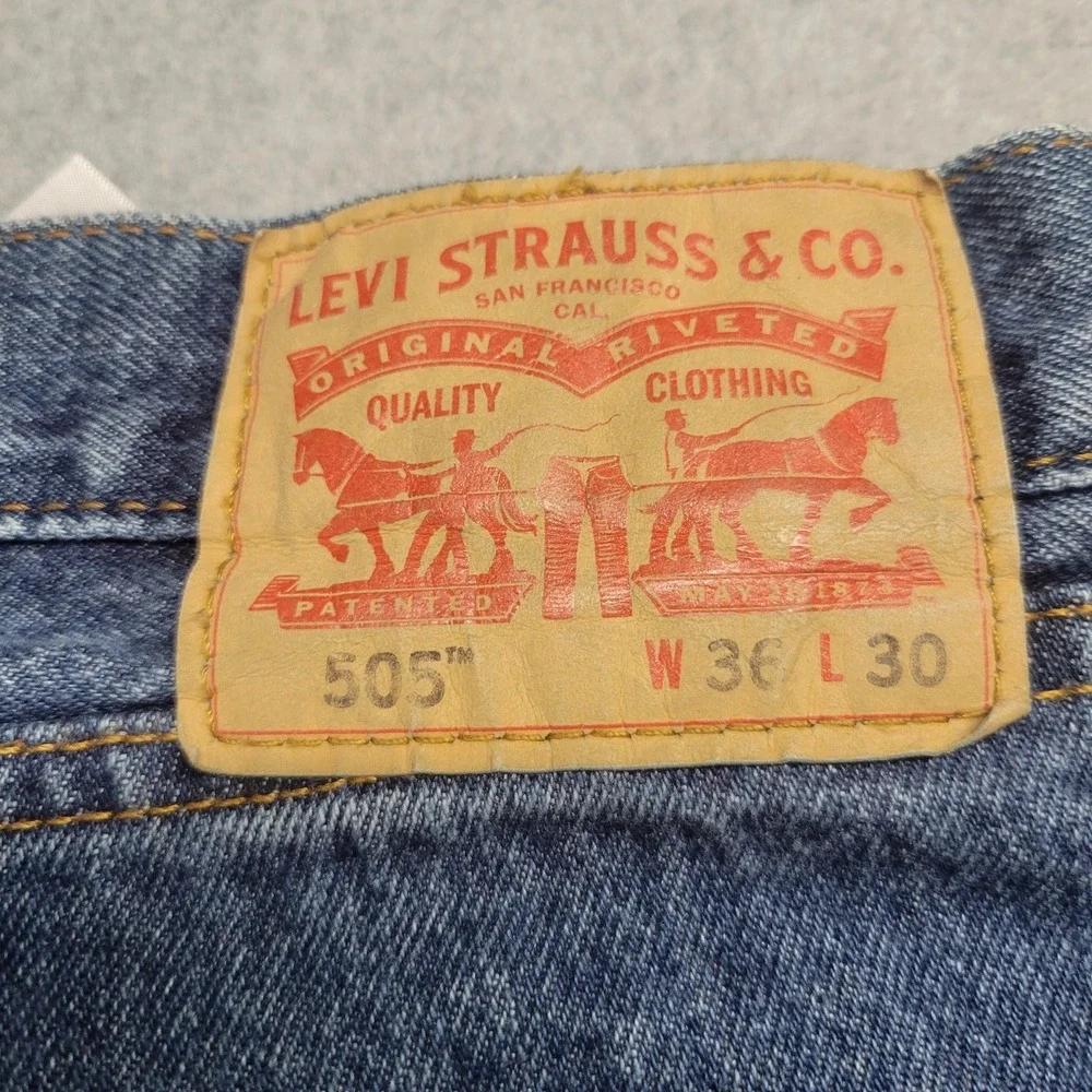 Levi's 505 Regular Fit Straight Leg Blue Denim Jeans Mens Size 36x30