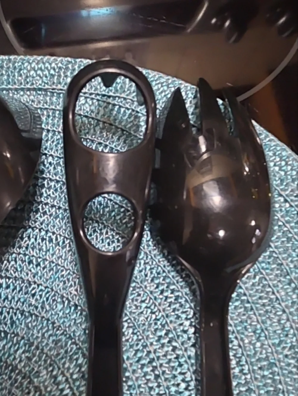 This vintage Taylor Made Black Kitchen Utensil Set 4 Piece