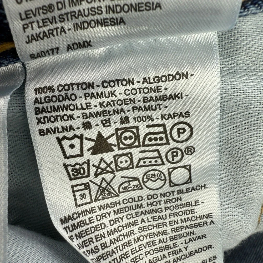 Levis brand levi