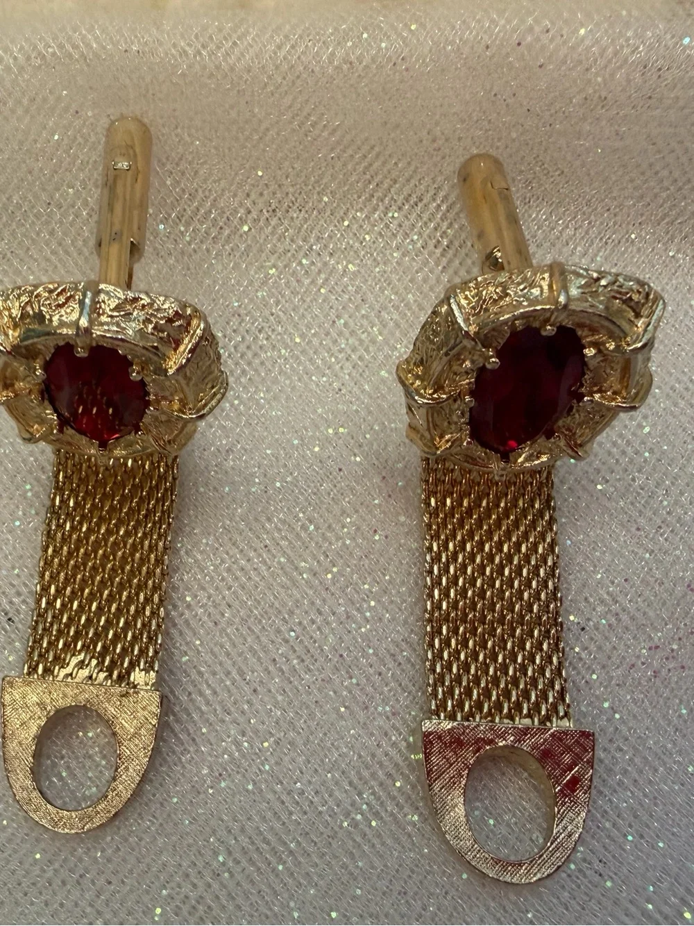 Gold-Tone Mesh Clip-On Swank Cufflink with Red Oval Stone