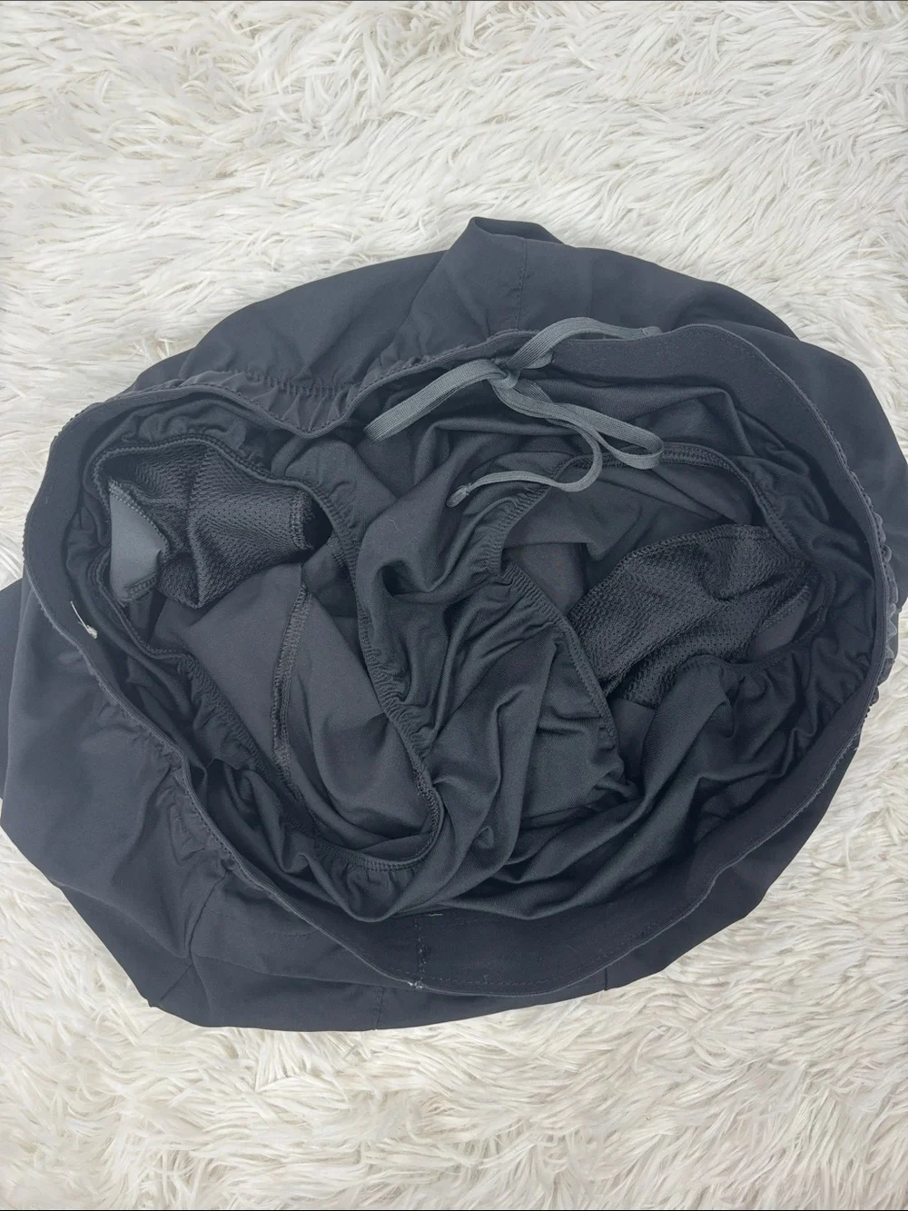 Nike used white pockets