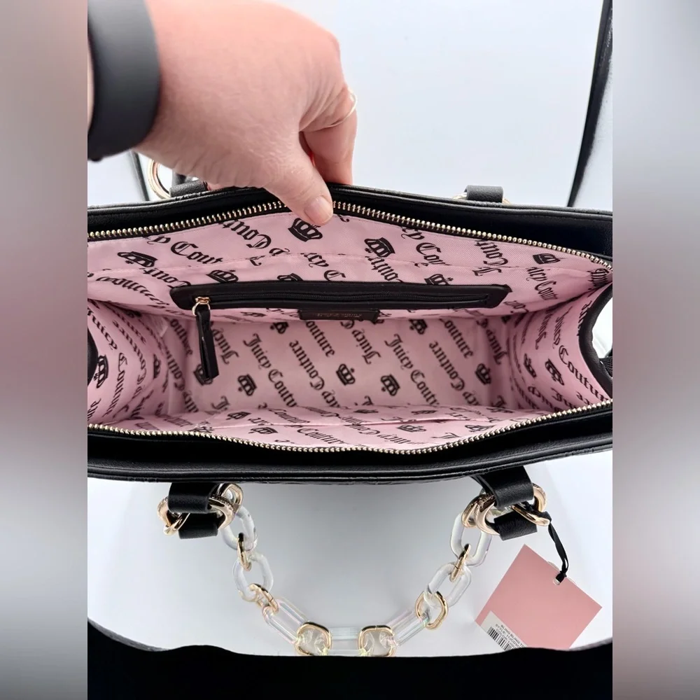 chunky trendy zip