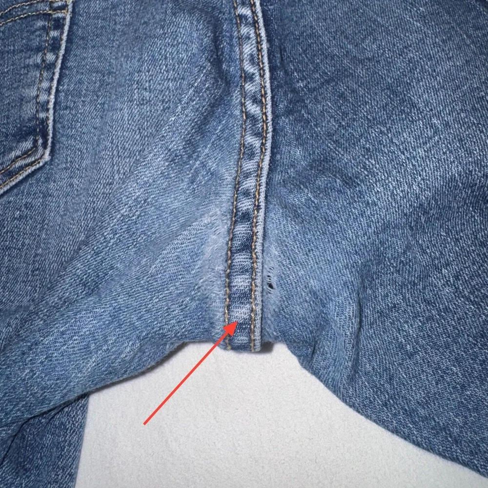 Levis please note