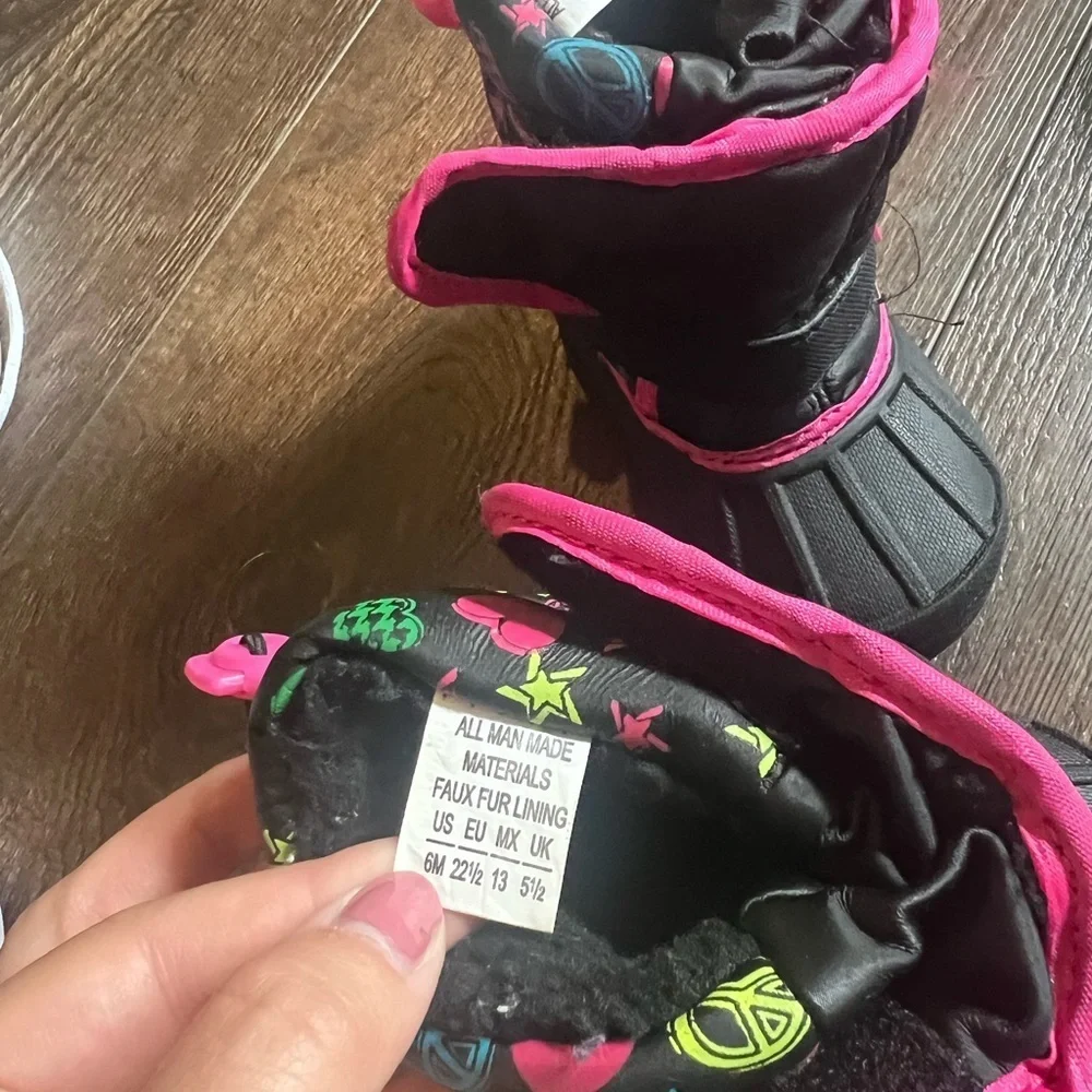 Black and Pink Winter Boots Kids 6M