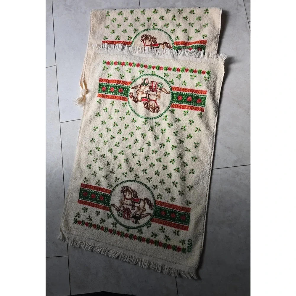Unbranded set vtg