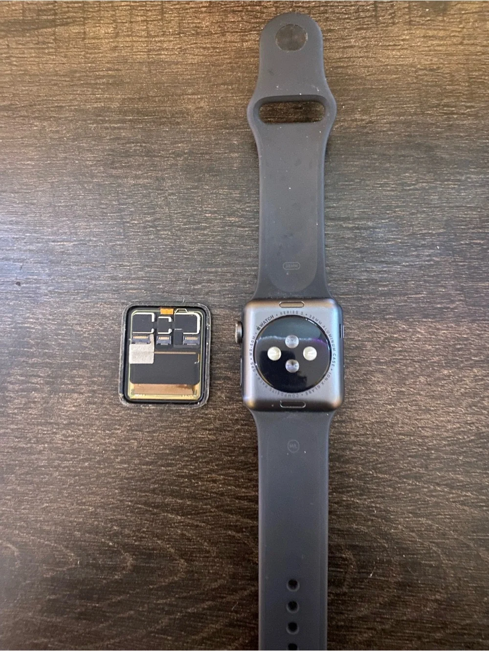Apple vibrates clue