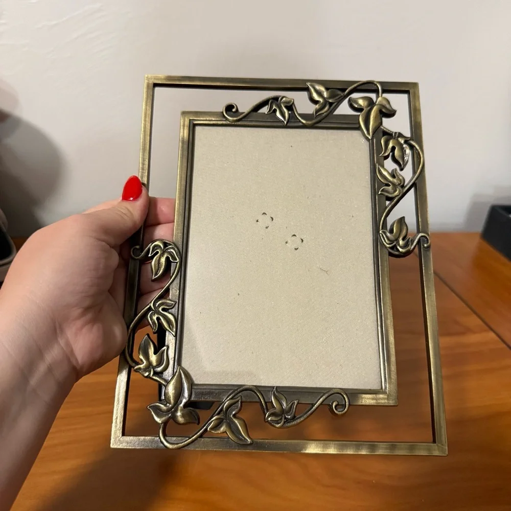 The Weston Gallery Heavy Brass Metal Frame Floral Vines‎ Ivy 4.5x6.5