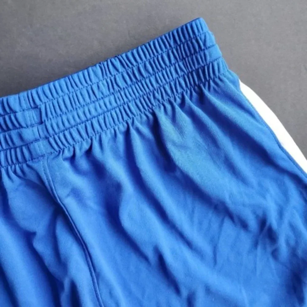💍Under Armour Blue and white shorts