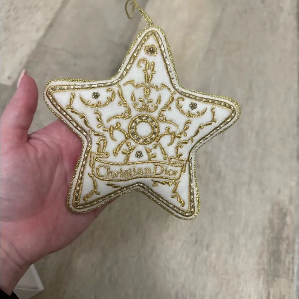 Dior charming ornaments