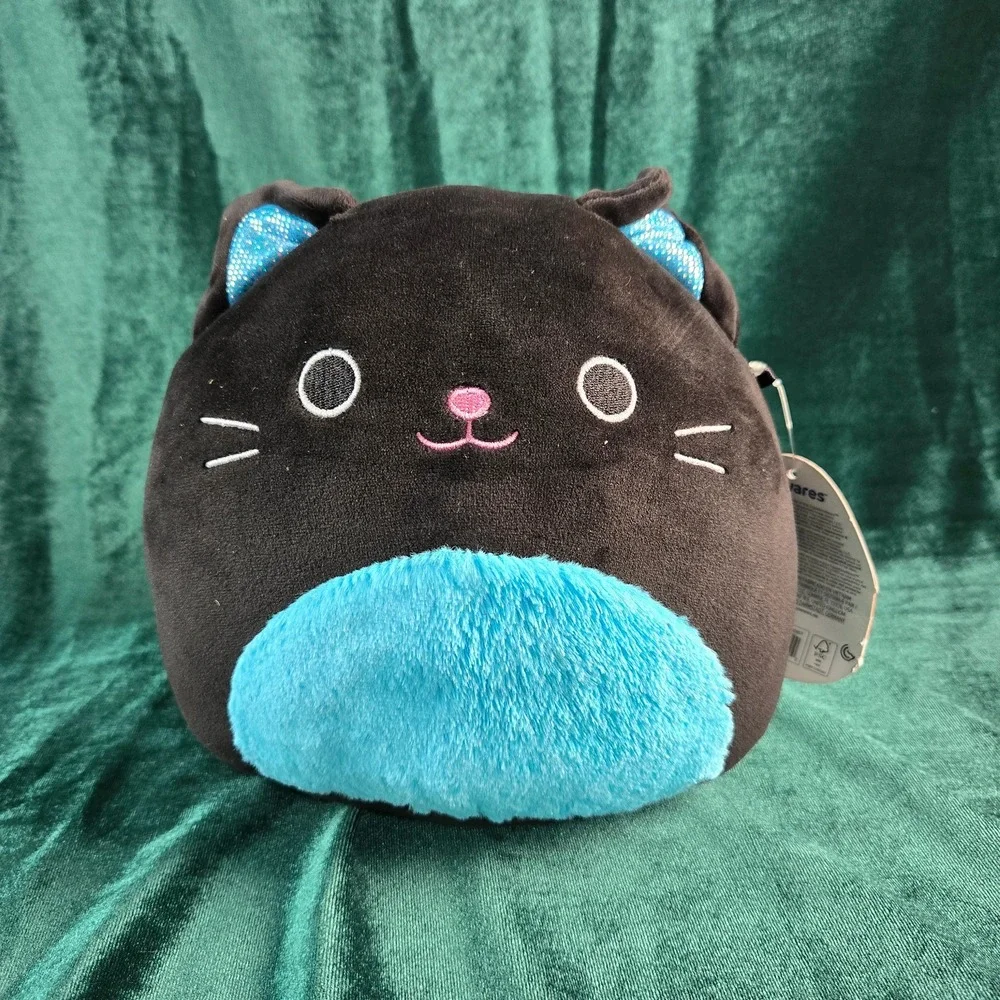 Squishmallow Eponine 8