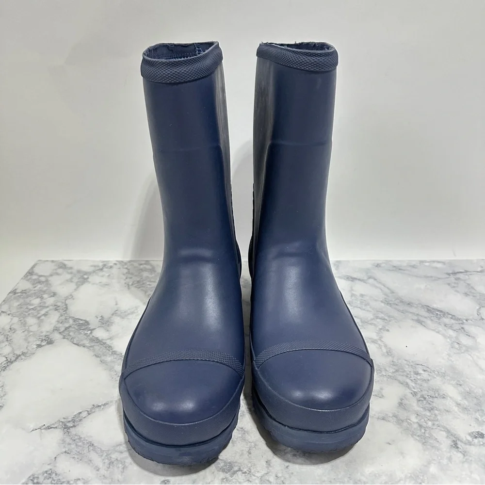 Sorel design tread