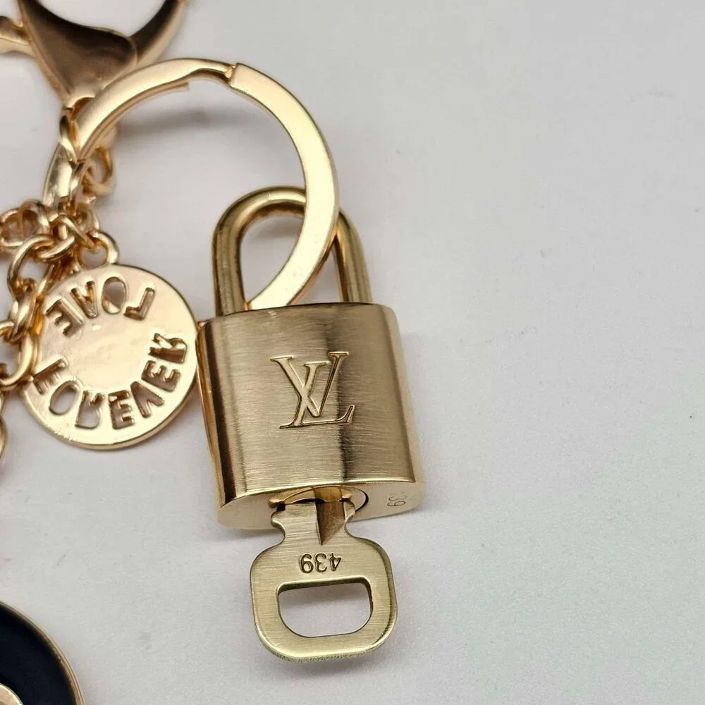 Authentic Louis Vuitton Gold Lock 🔒 Keychain Bag Unbranded Flower Charm LV