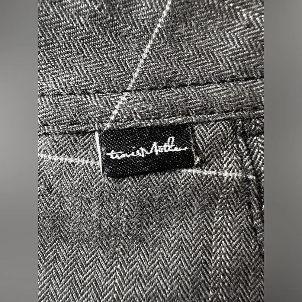 Travis Mathew waist excellent