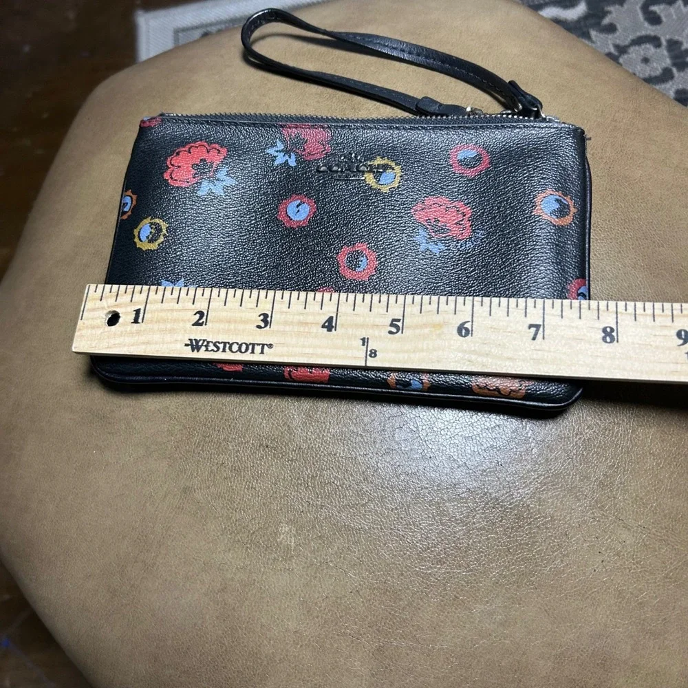 Coach Primrose Floral Print Black‎ Pebbled Leather Wristlet Wallet