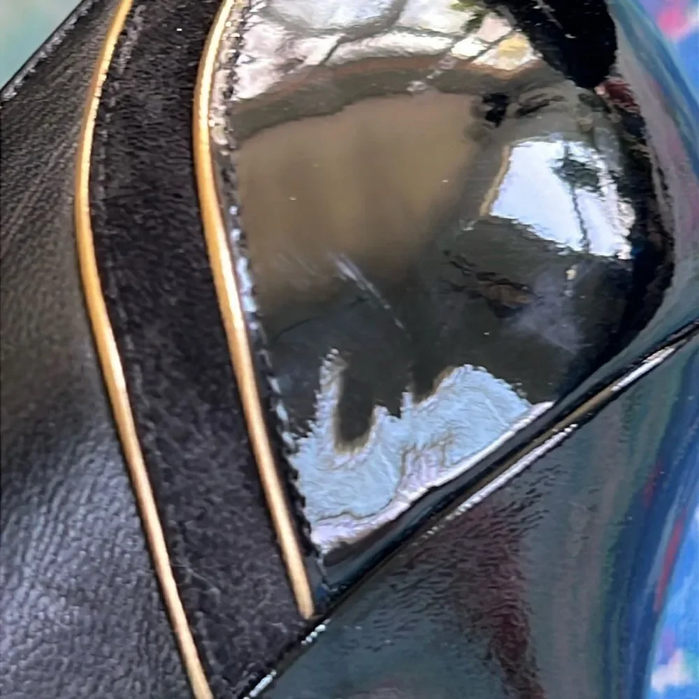 Salvatore Ferragamo great approx
