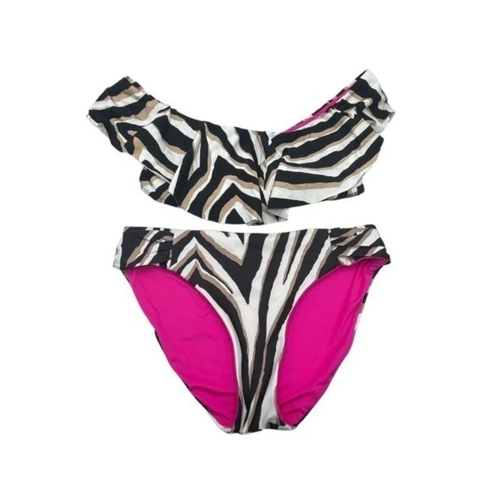 Sample Piece Bikini Ruffle Top‎ Size Medium Hipster Bottoms Size 8