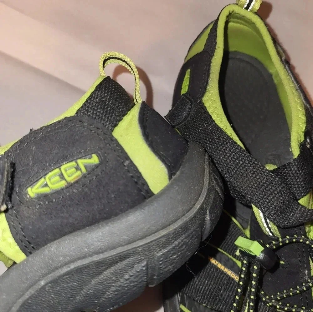 Keen pre owned