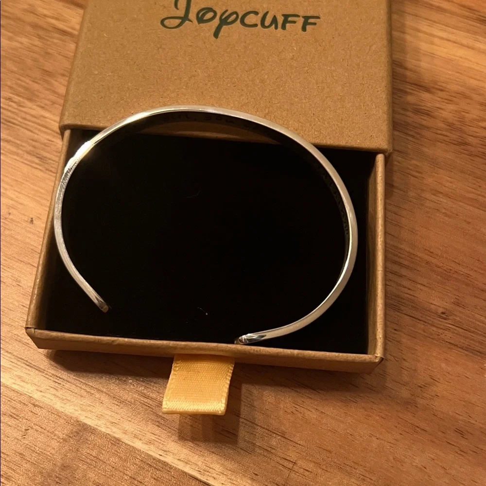 Joycuff Inspirational Cuff Bracelet “beautiful girl you can do hard things” NWOT