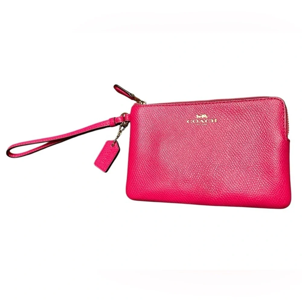 Coach this wristlet