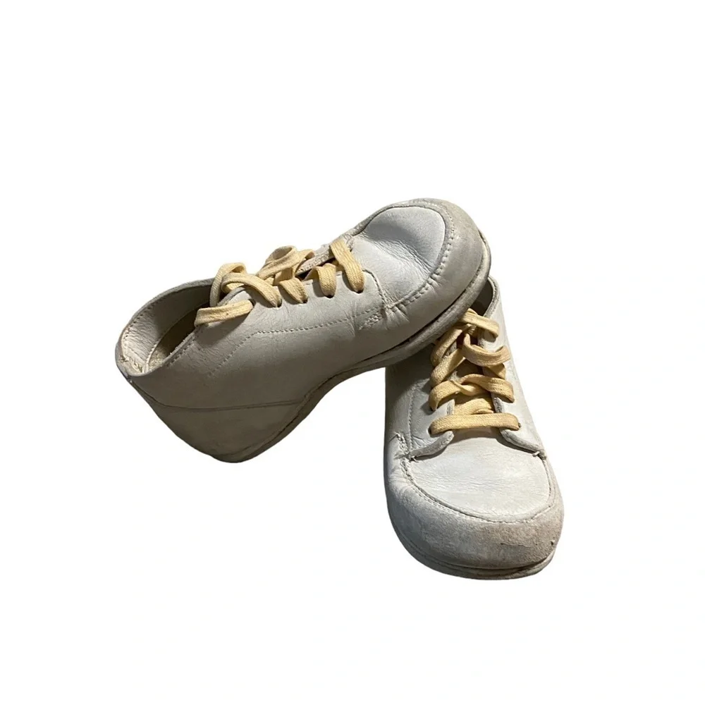 edwards vintage white