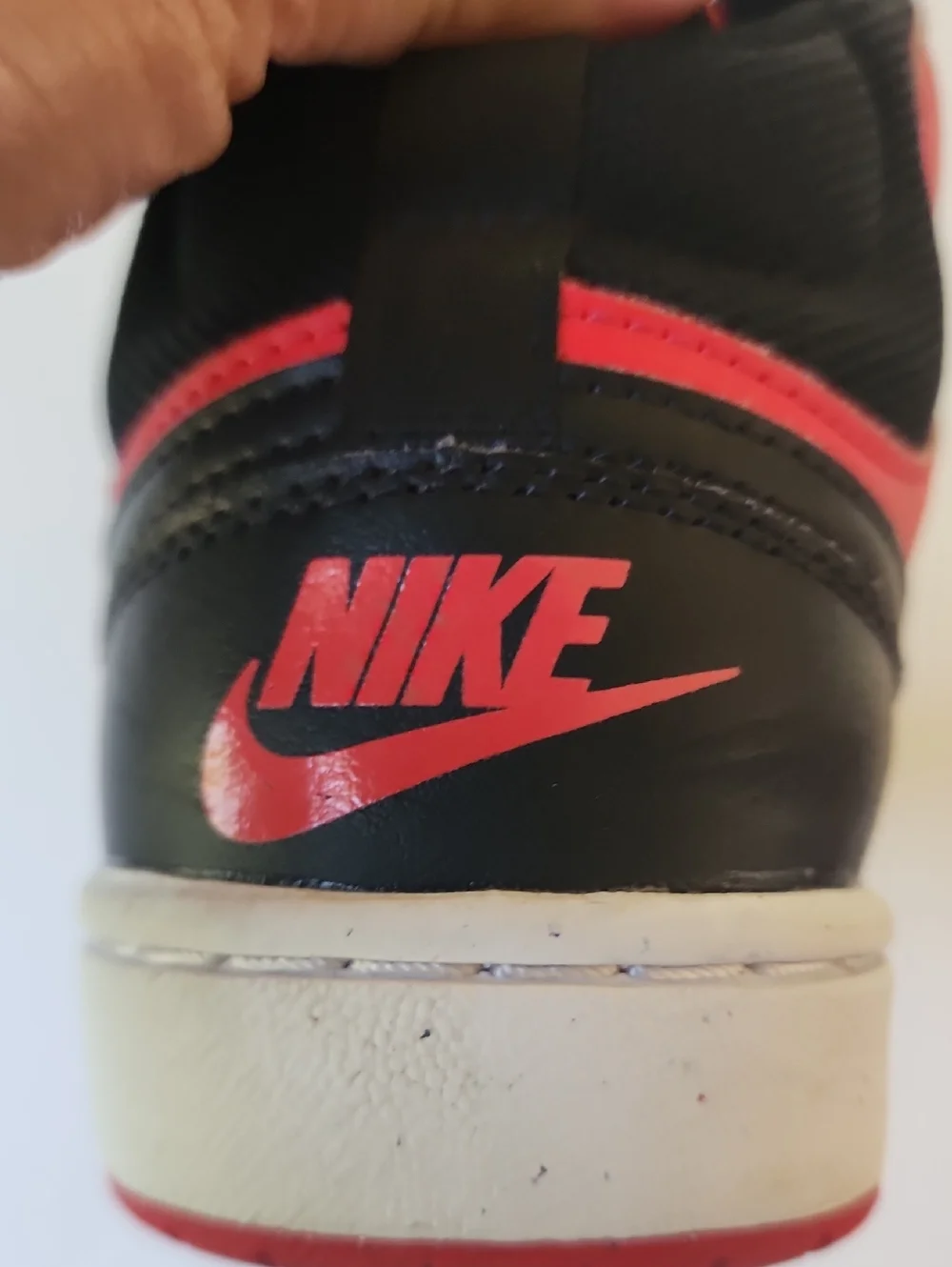 Nike Unisex Kids' Court Borough Mid 2 Shoes, University Red/Black/White, 3.5Y