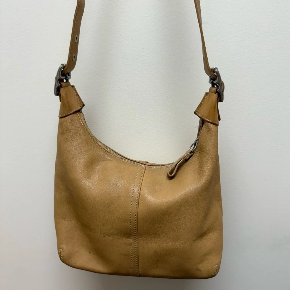 Coach Legacy Hobo Shoulder Bag 9566 Vintage Y2K British Tan Adjustable Strap