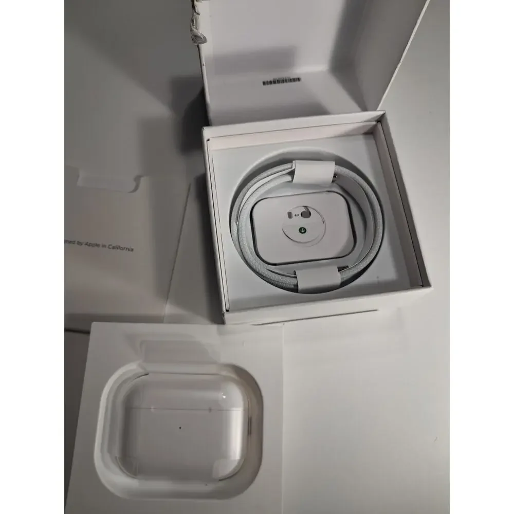Apple AirPods Pro 2nd Generation with MagSafe Wireless Charging Case NEW