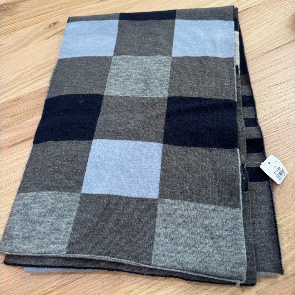 NWT Men’s‎ Scarf Color Block Blue Gray