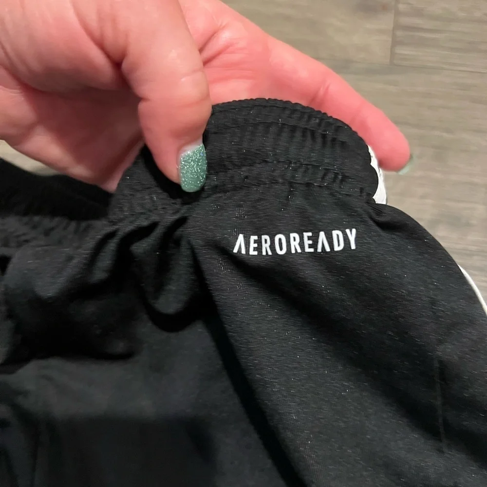 adidas classic aeroready