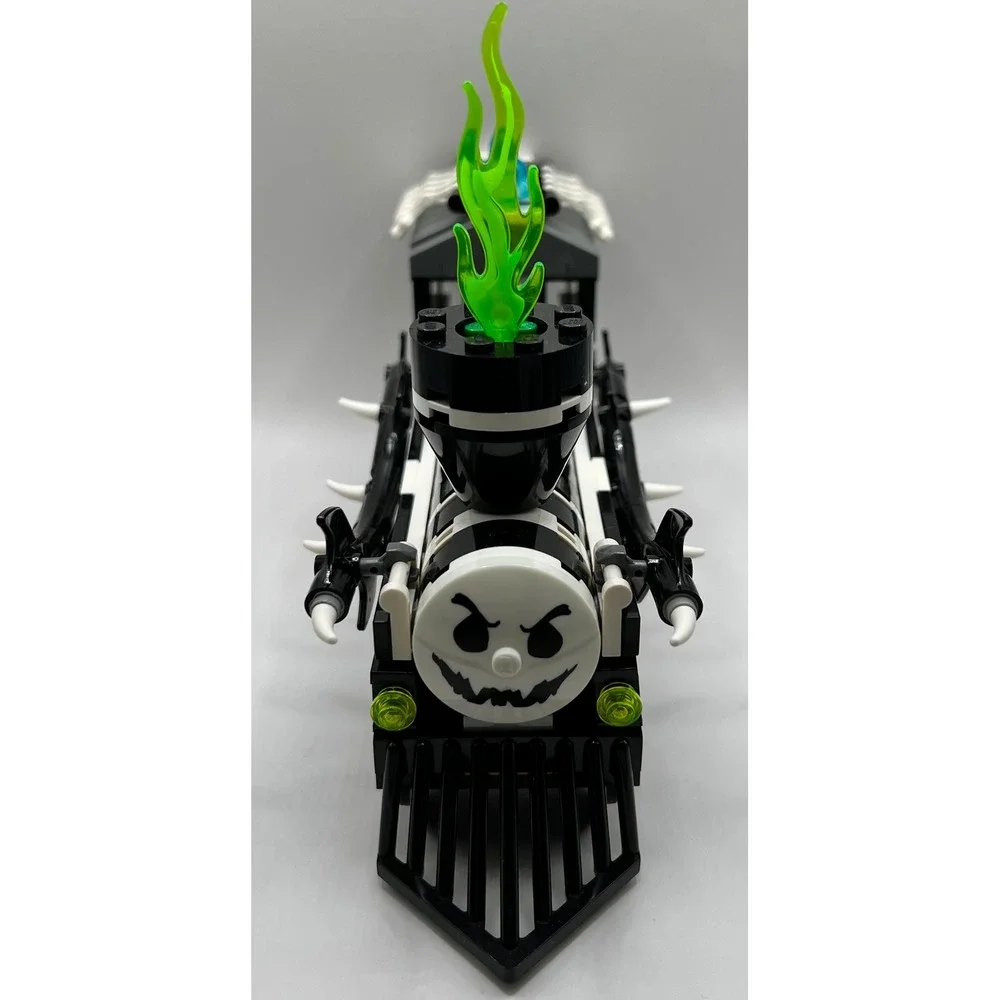 Lego train 100%