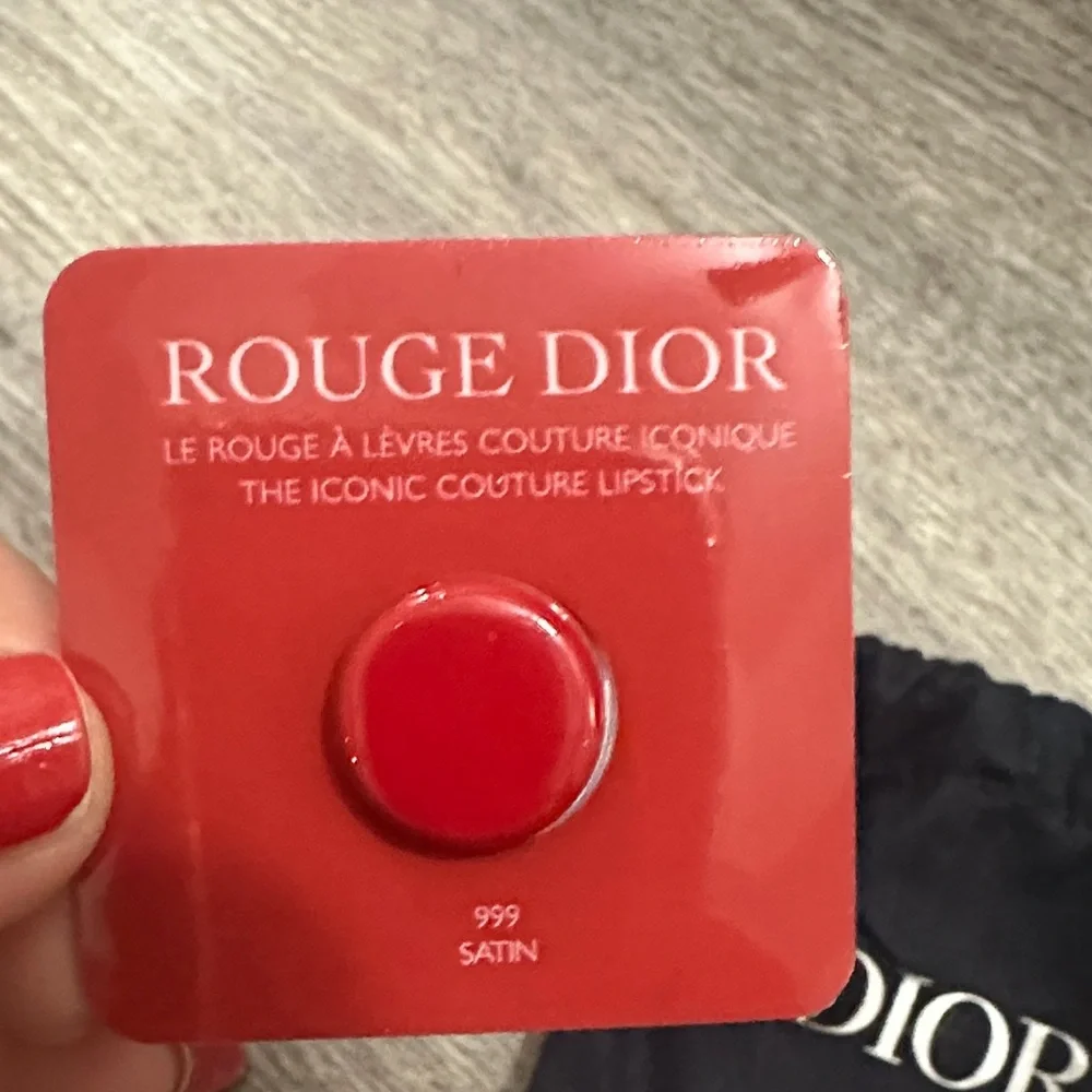 Dior elegant lipstick