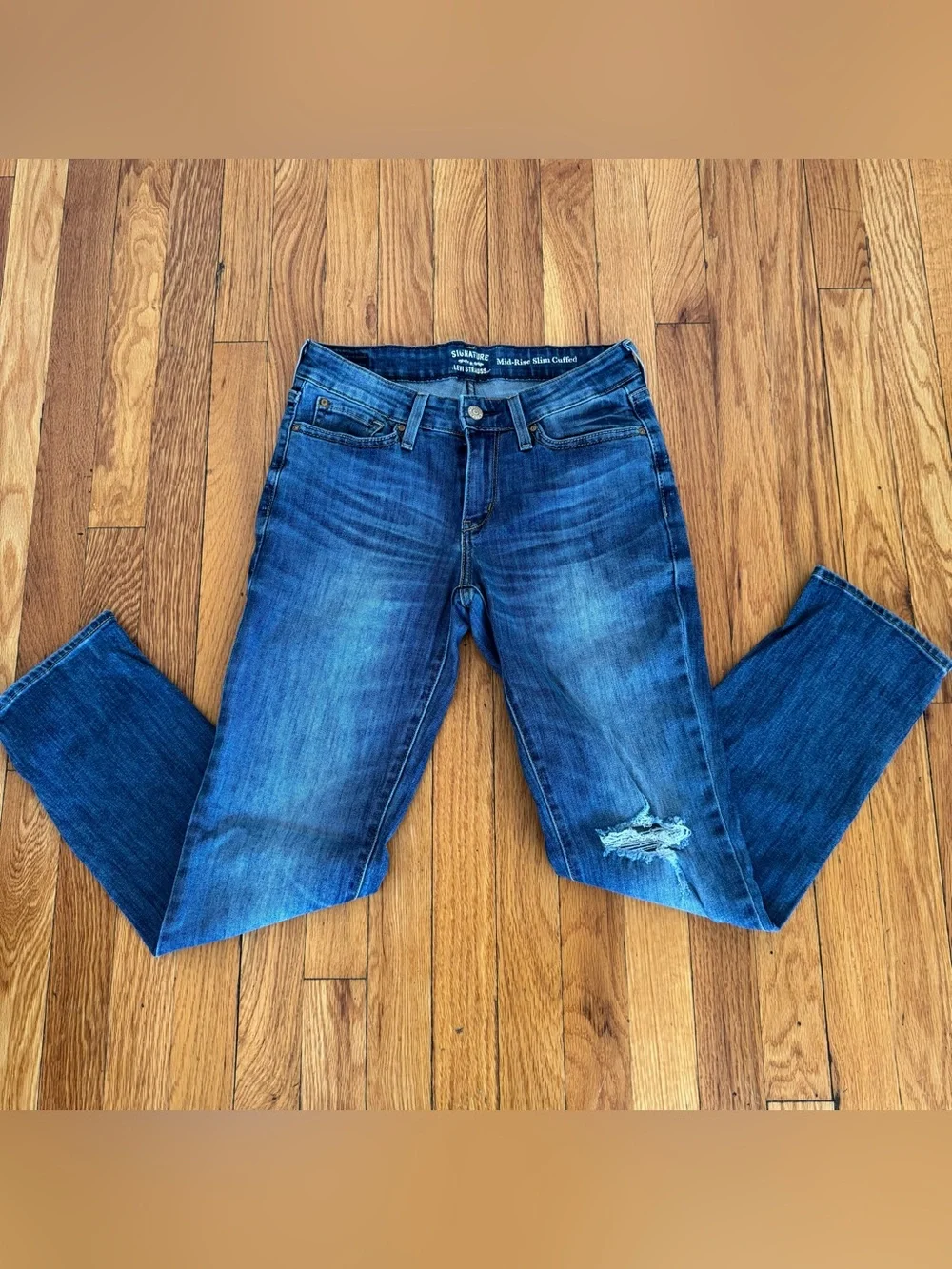 Levis levi mid