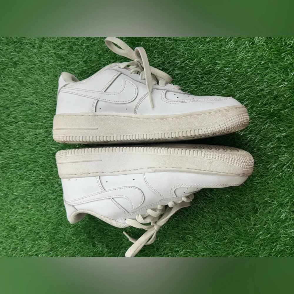 Nike Unisex Sneaker’s‎ Kids Air Force 1 Size 7