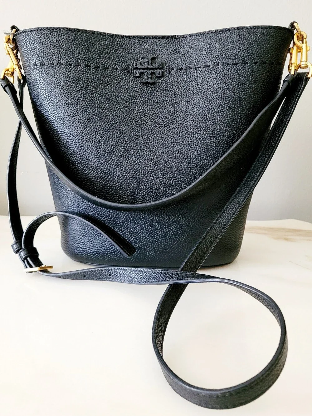 Tory Burch McGraw Black Pebbled Leather Bucket Crossbody/Shoulder Bag