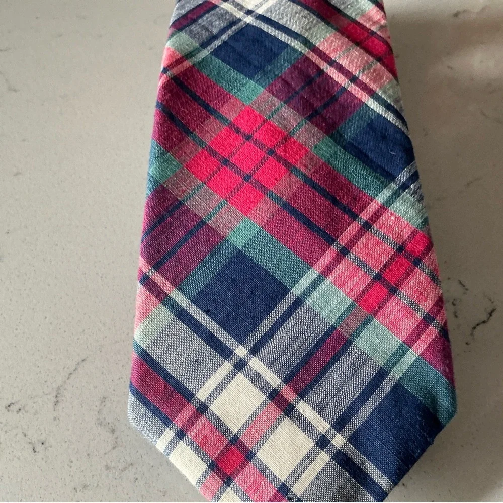 Guy Laroche cotton new neck