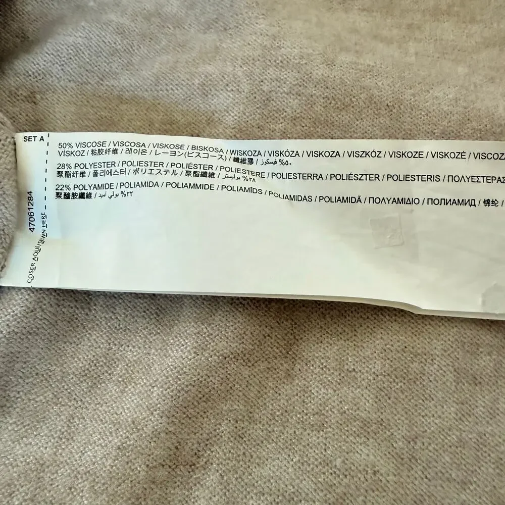 Mango tags mock cozy