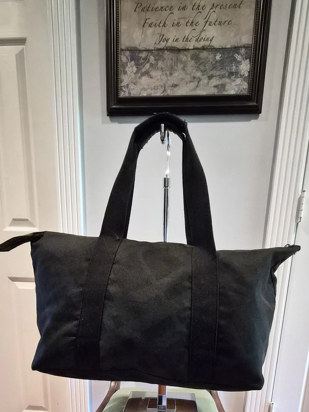 Burberry classic black
