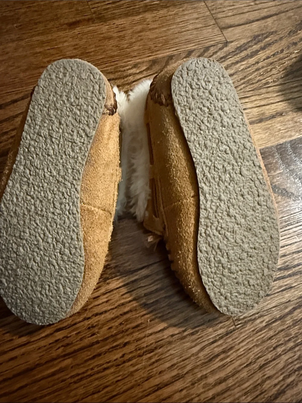 Minnetonka soft chestnut