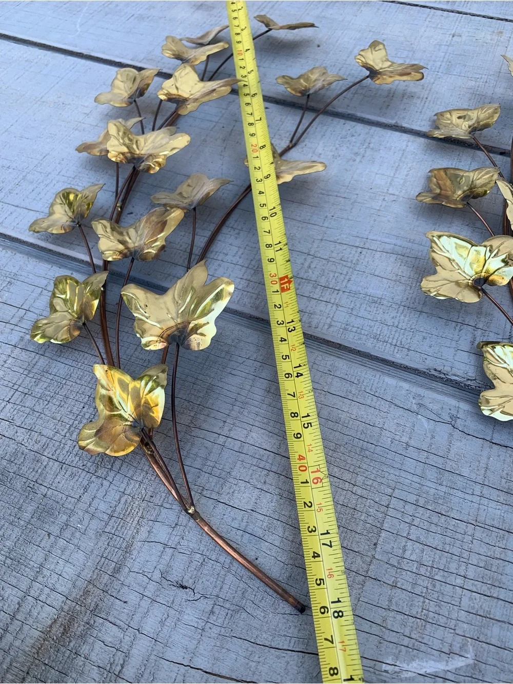 N/A elegant gold