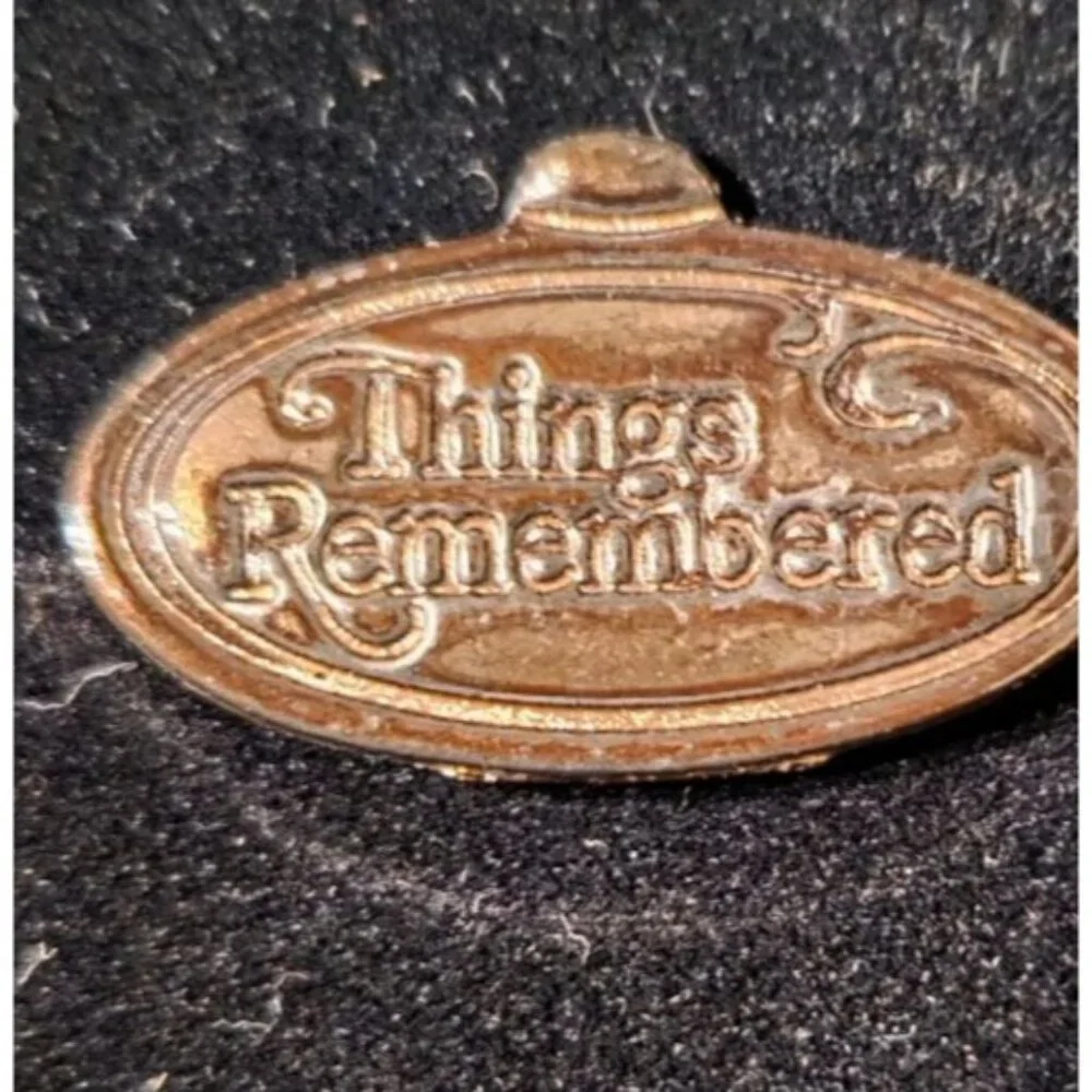Things Remembered this gold